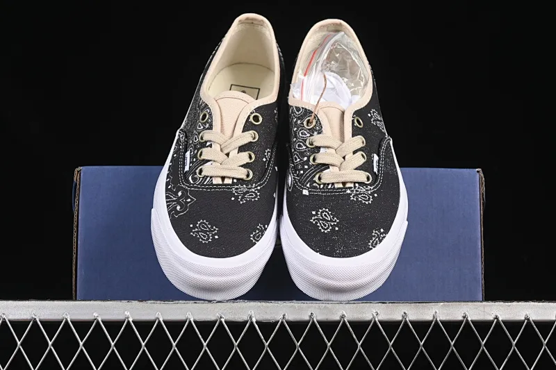 All categories Vans Vans series Vans Low Vans low top Vans Authentic 44 Vans slip-on slip-on skate shoes VN000D5KESB